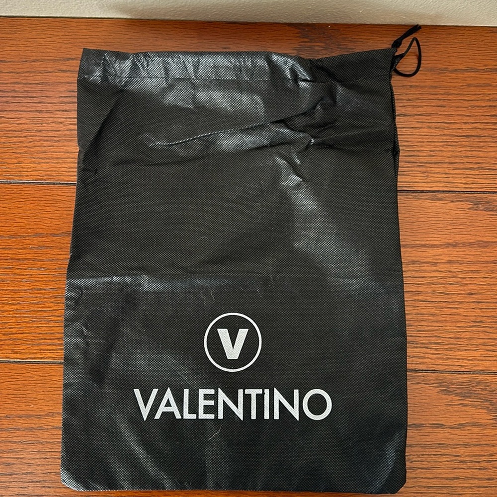 🆕DON’T MISS OUT🆕 VALENTINO DUST BAG NWOT